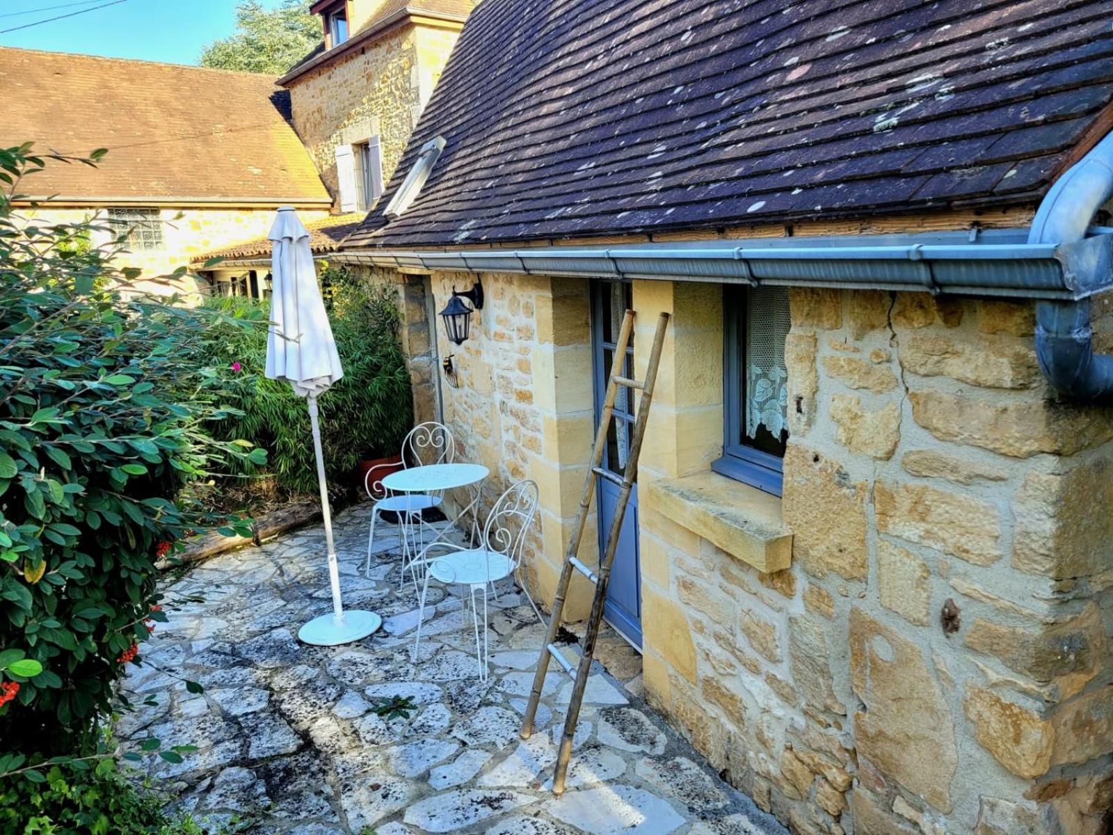 Les Charmes De Sarlat - Chambres D'Hotes Bagian luar foto